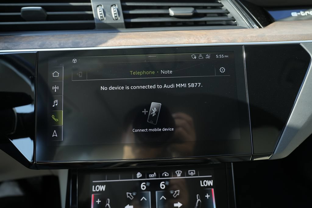 Used 2019 Audi e-tron Prestige AWD/4WD image 69