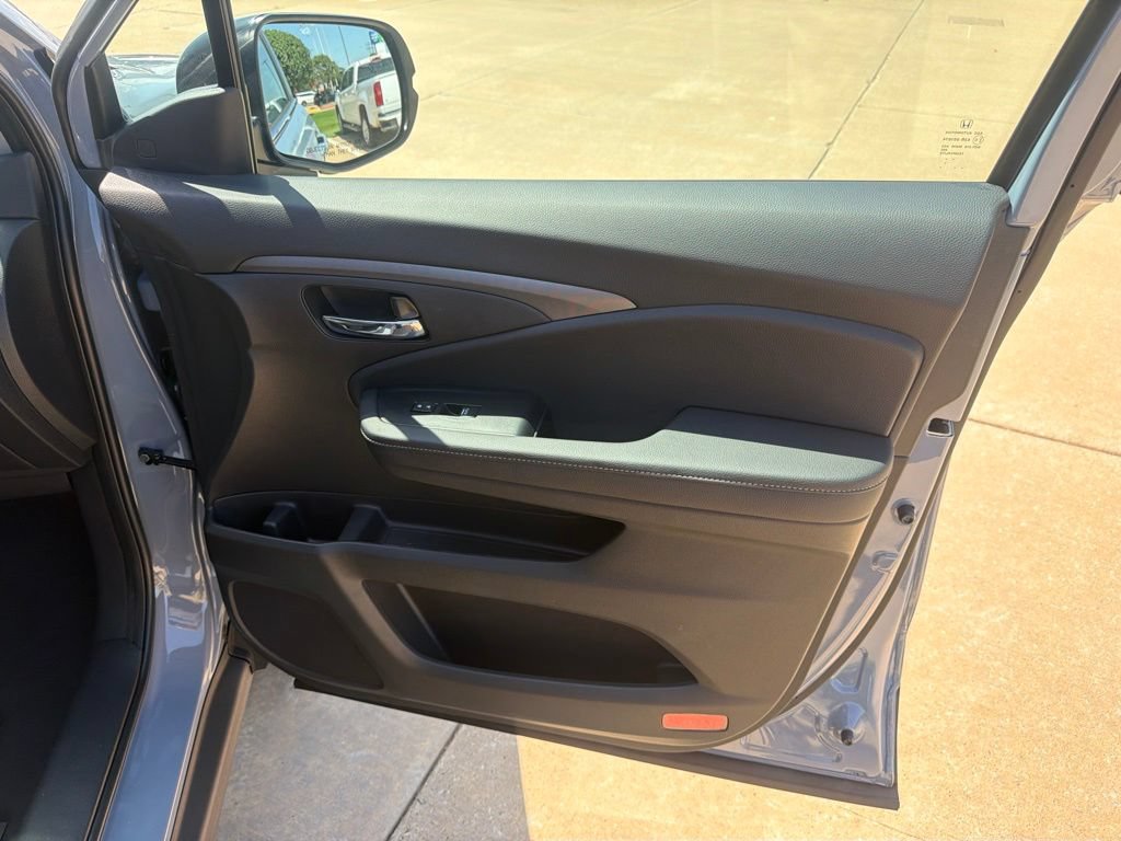 New 2026 Honda Ridgeline RTL image 36