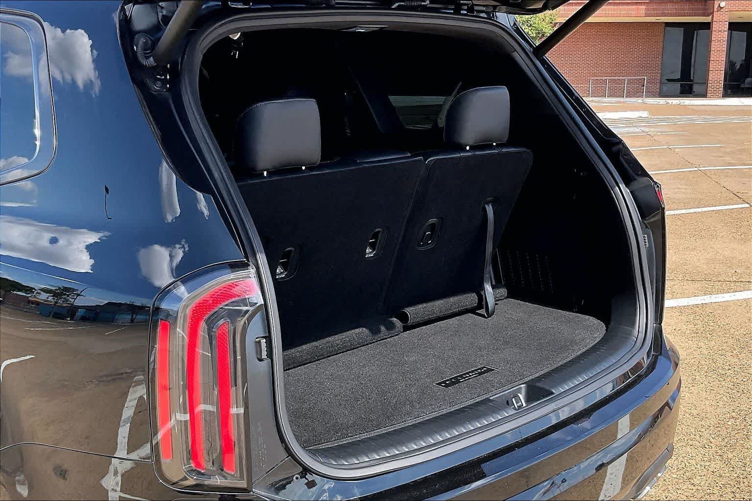 Certified 2024 Kia Telluride EX X-Line AWD/4WD image 16