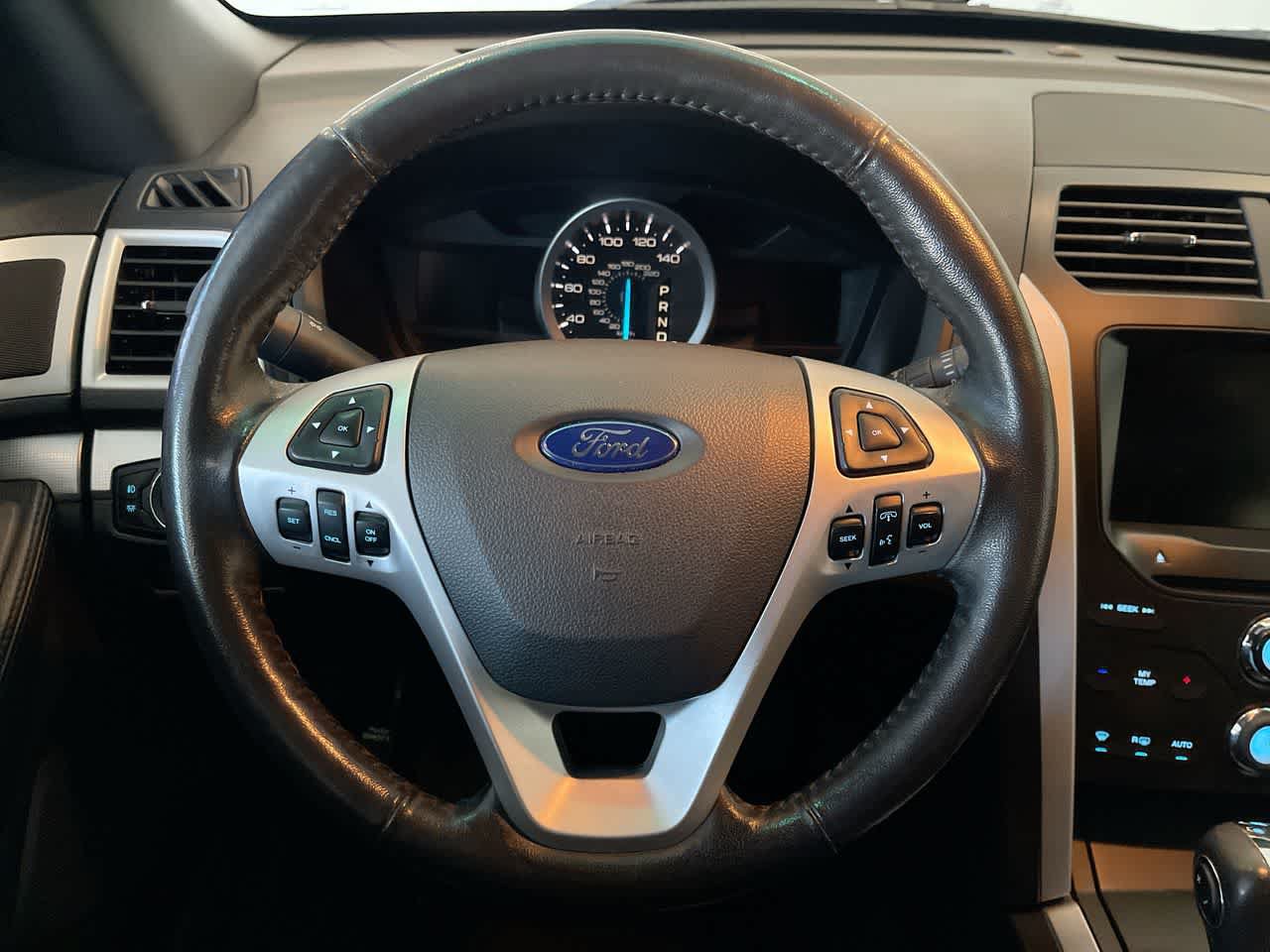 Used 2013 Ford Explorer XLT FWD image 14
