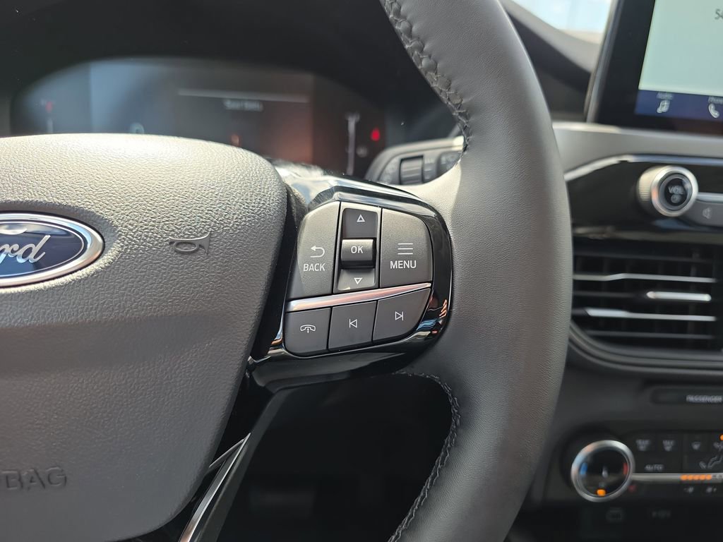 New 2024 Ford Escape Active image 23