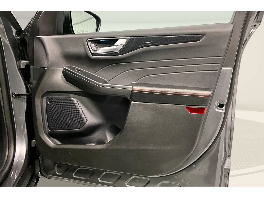 Used 2023 Ford Escape ST-Line Elite image 25