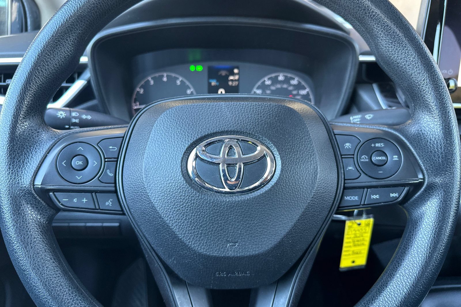 Used 2024 Toyota Corolla LE FWD image 20