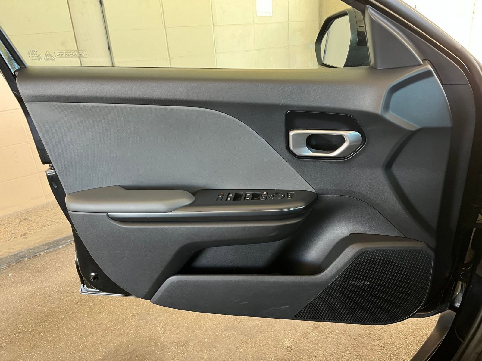 Used 2025 Kia K4 LXS image 18