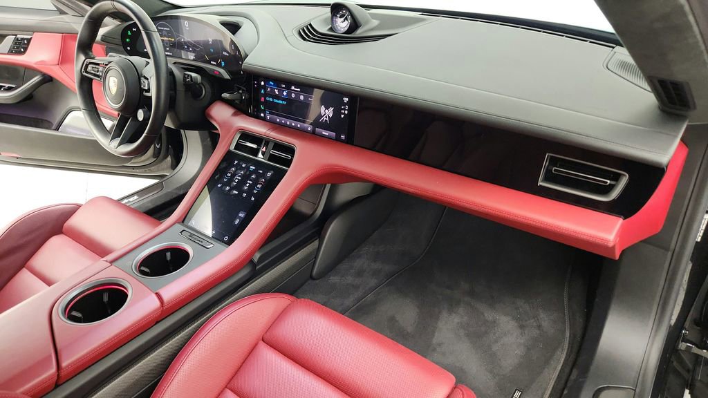 Used 2020 Porsche Taycan Turbo S AWD/4WD image 42