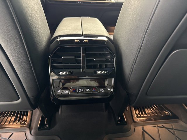 Used 2025 BMW iX xDrive50 w/ Sport Package image 24