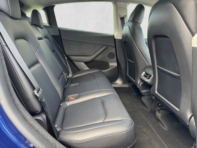 Used 2023 Tesla Model Y 2WD image 19