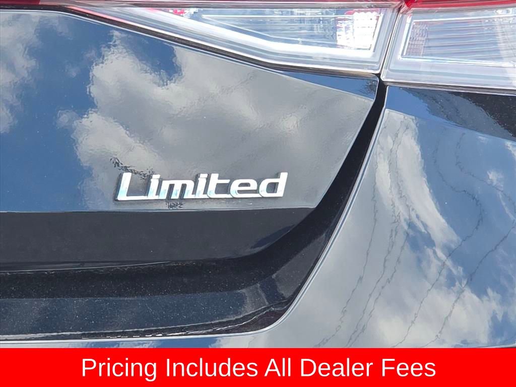 Certified 2022 Hyundai Elantra Limited FWD image 7