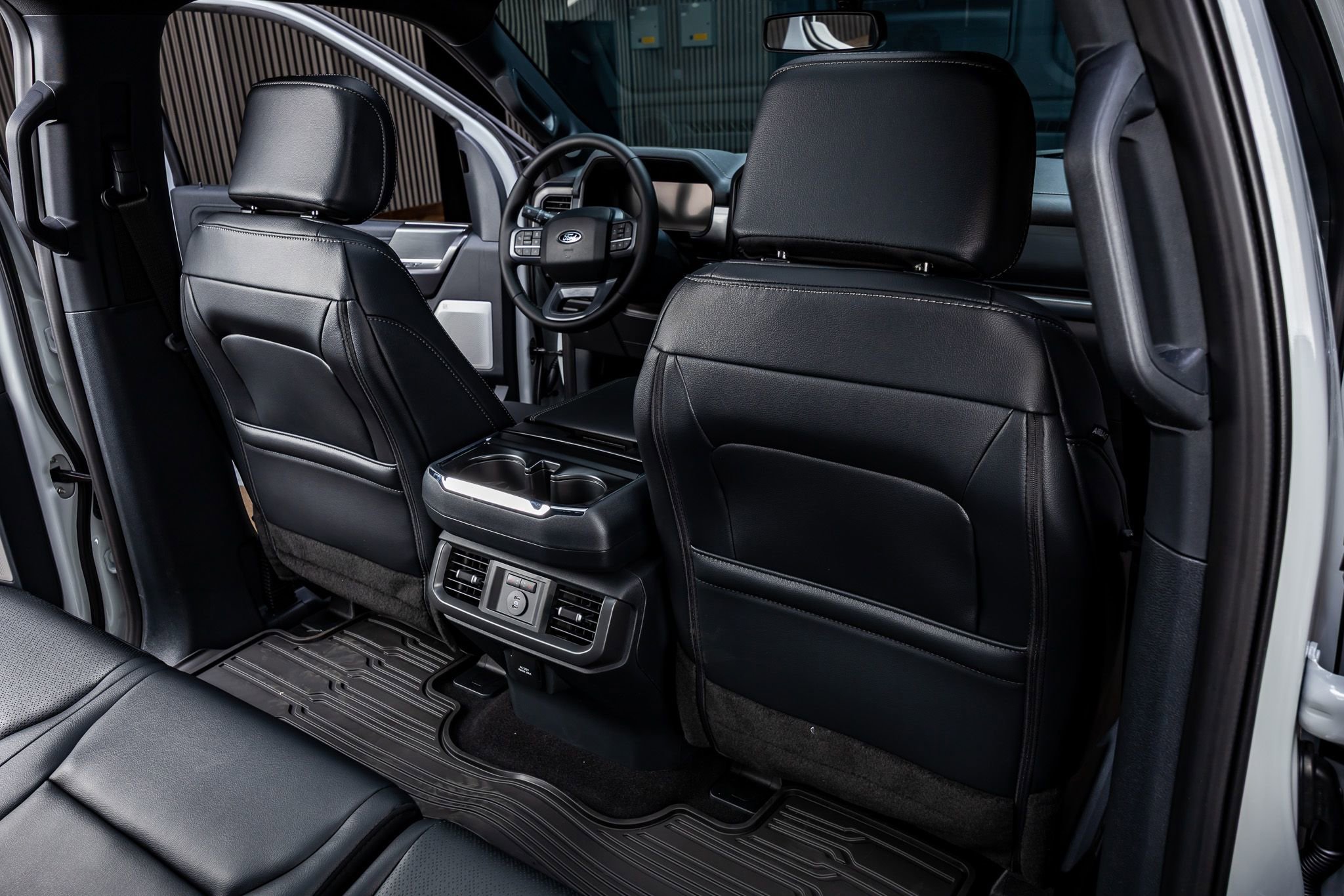 Used 2026 Ford F150 Lariat AWD/4WD image 32