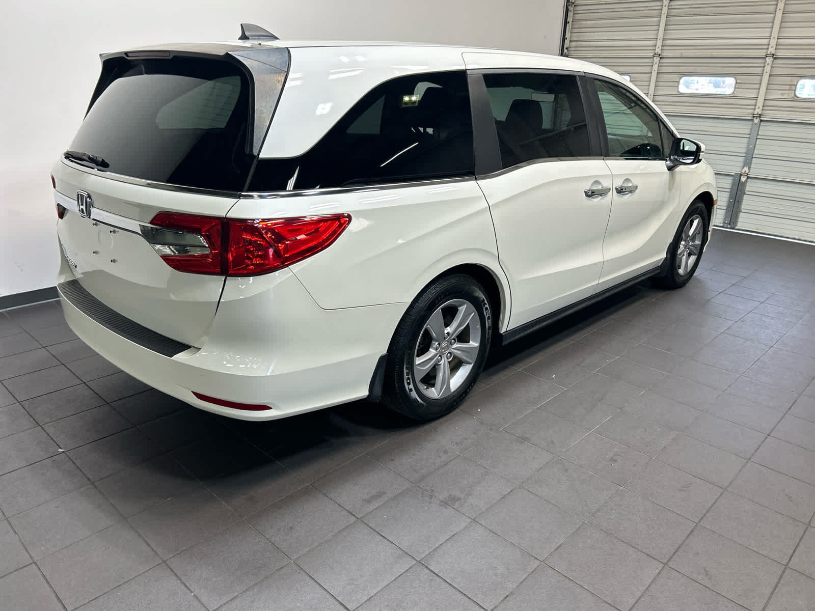 Used 2019 Honda Odyssey EX-L image 3