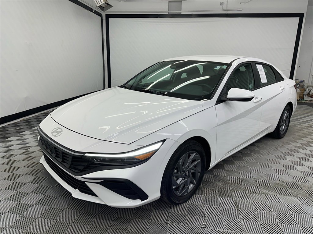 Used 2024 Hyundai Elantra SEL