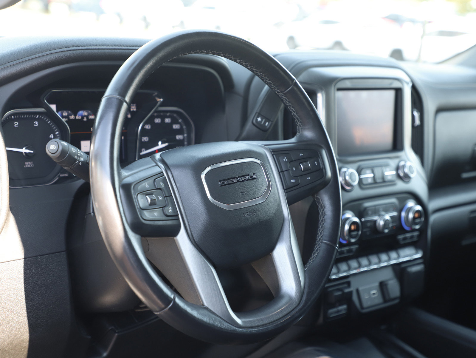 Used 2022 GMC Sierra 3500 Denali image 19