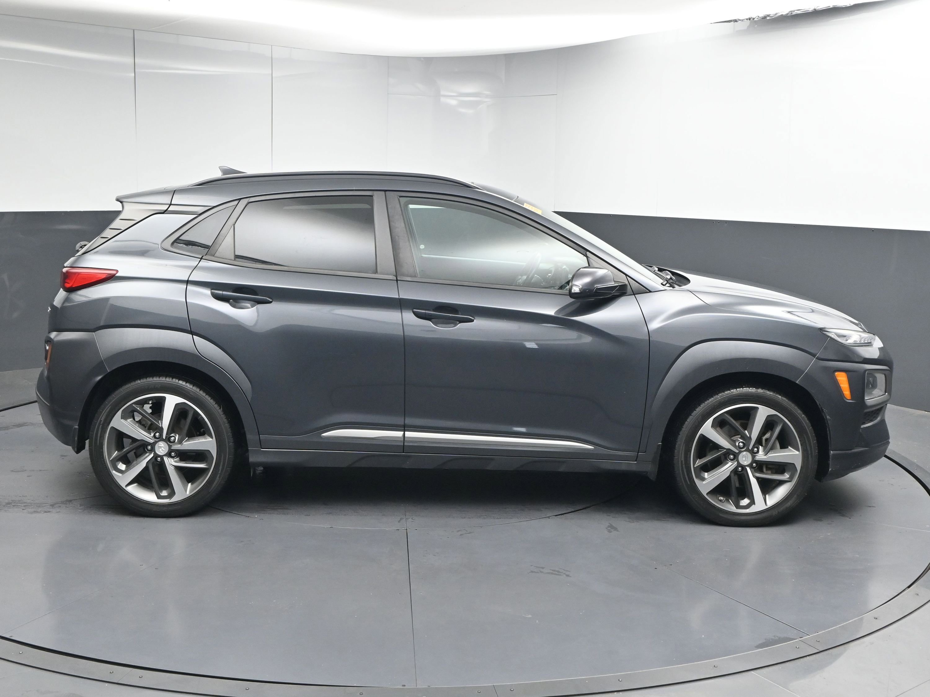 Used 2019 Hyundai Kona Ultimate image 9