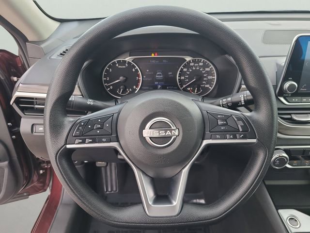 Used 2024 Nissan Altima 2.5 SV FWD image 26