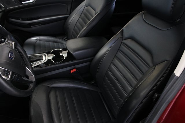 Used 2022 Ford Escape SE w/ Cold Weather Package image 6