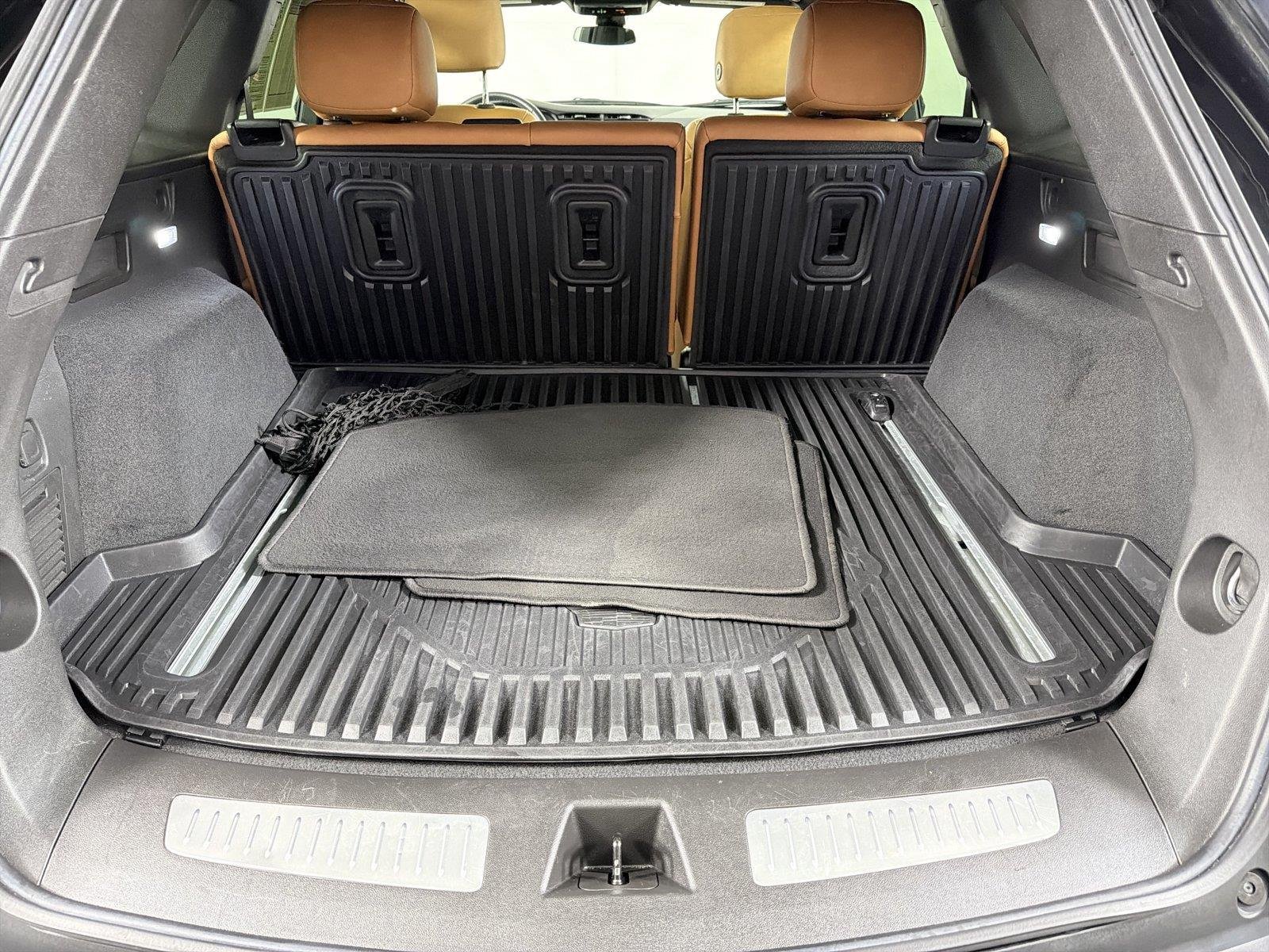 Certified 2023 Cadillac XT5 Premium Luxury w/ LPO, Floor Liner Package FWD image 16