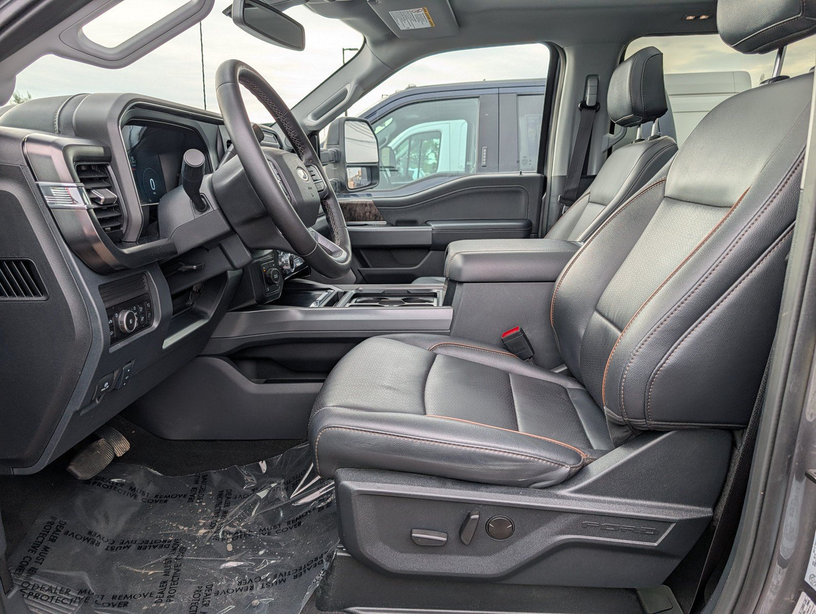 Used 2026 Ford F350 Lariat AWD/4WD image 12