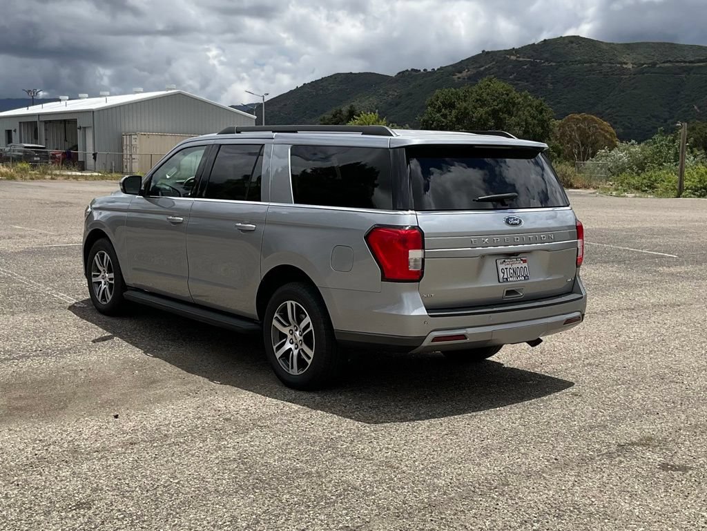 Used 2024 Ford Expedition Max XLT AWD/4WD image 4