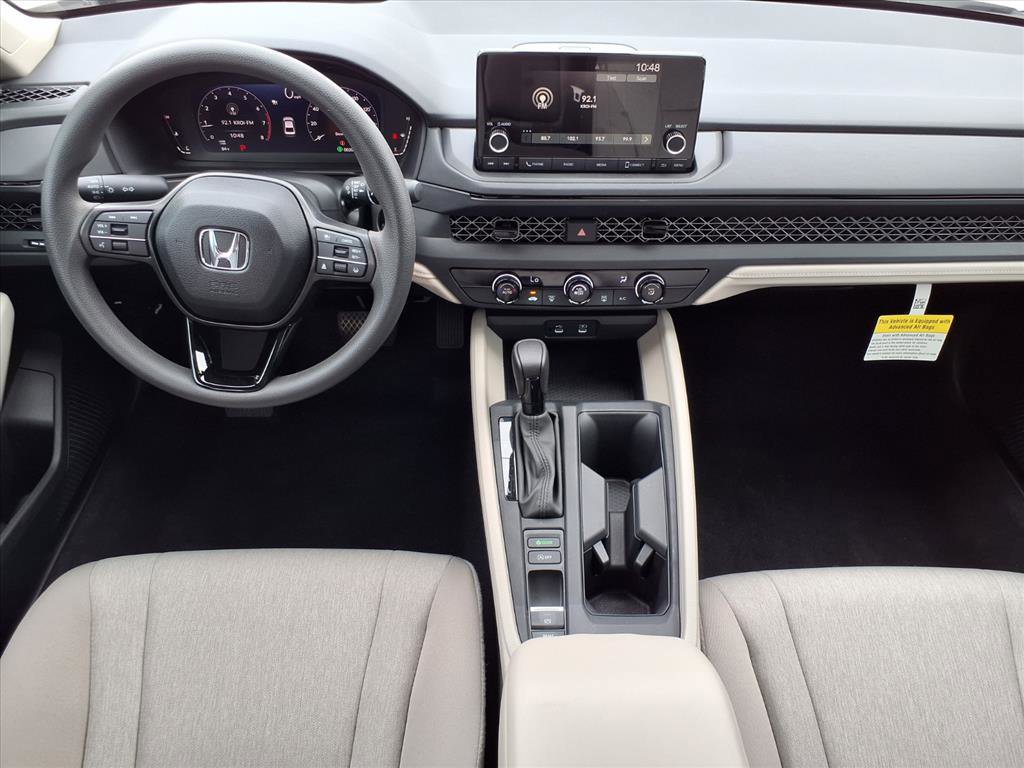 Certified 2025 Honda Accord LX image 4