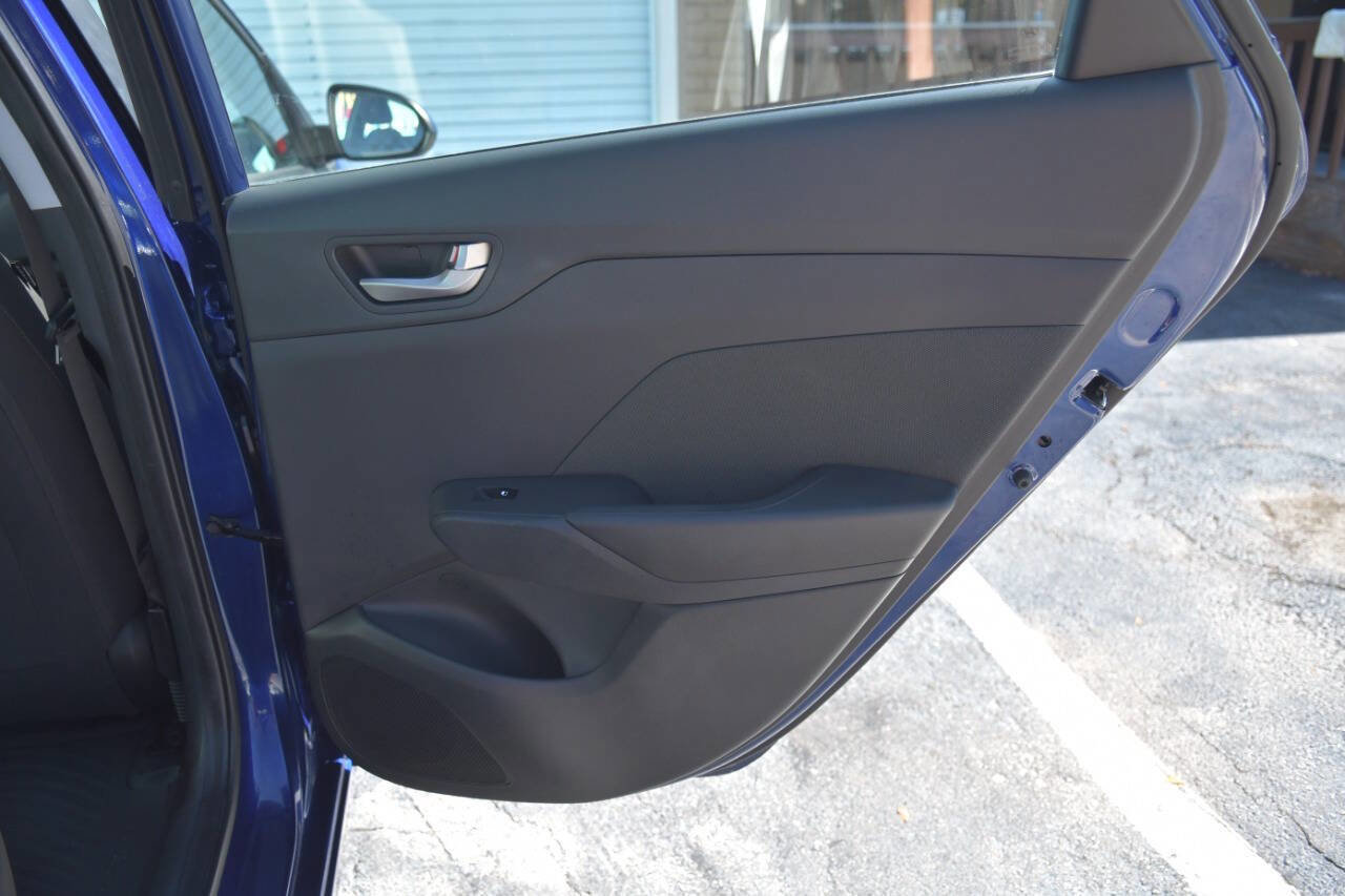 Used 2019 Hyundai Accent SE image 35