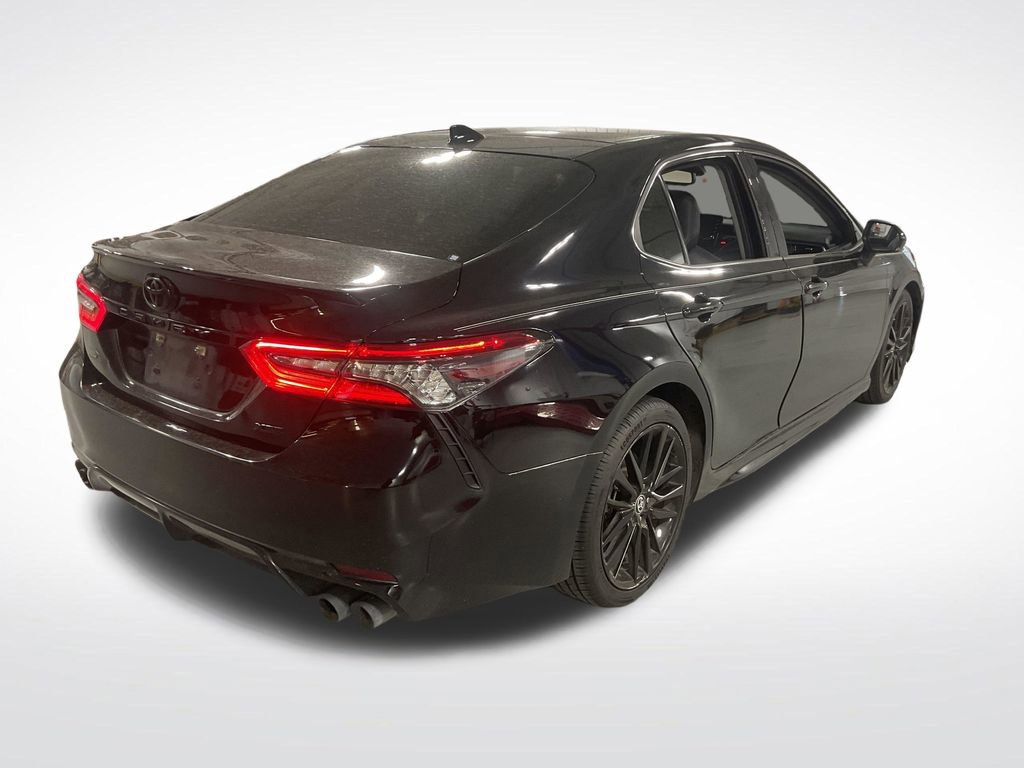 Used 2022 Toyota Camry XSE image 8