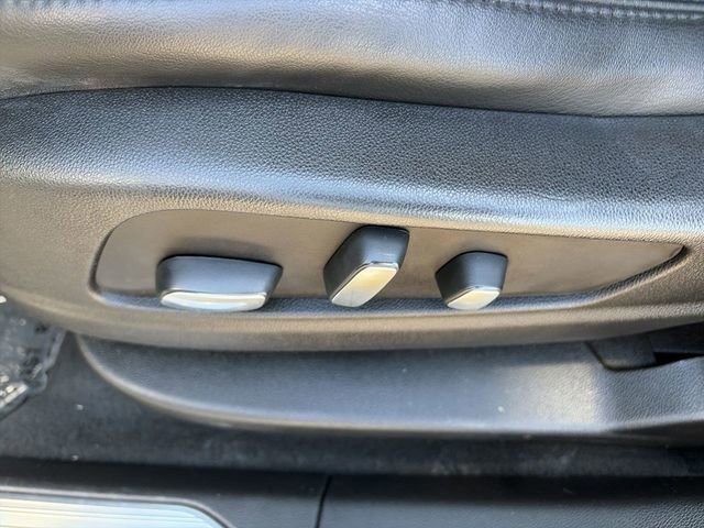 Used 2018 Cadillac XT5 Luxury w/ Driver Awareness Package image 21