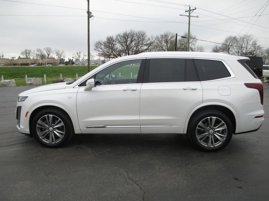 Used 2021 Cadillac XT6 Premium Luxury image 11