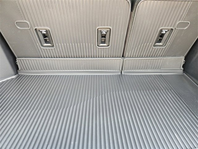 Used 2026 Chevrolet Traverse High Country w/ LPO, Floor Liner Package AWD/4WD image 36