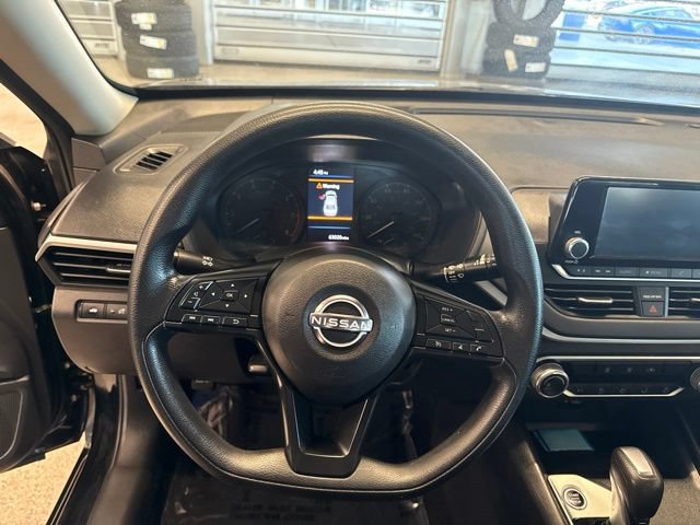 Used 2023 Nissan Altima 2.5 S FWD image 12