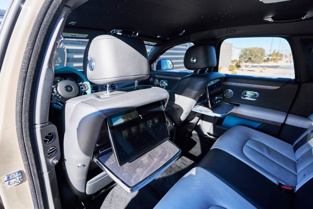 Used 2025 Rolls-Royce Ghost AWD/4WD image 42