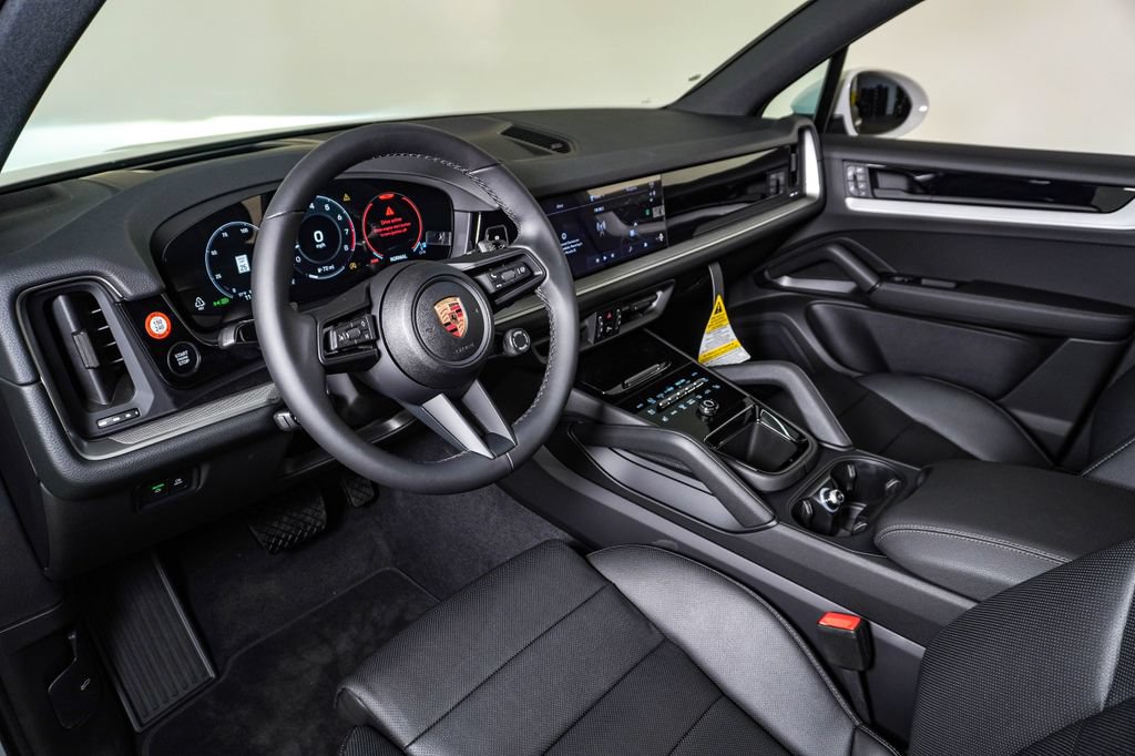 New 2026 Porsche Cayenne AWD/4WD image 4