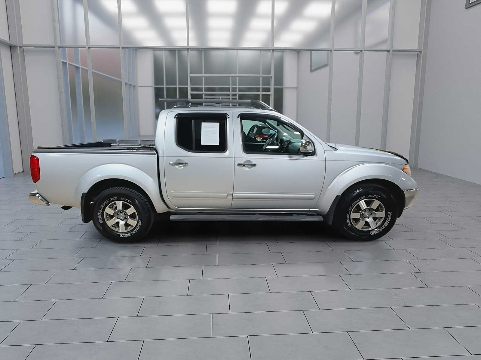 Used 2010 Nissan Frontier LE w/ LE Value Truck Pkg AWD/4WD image 9