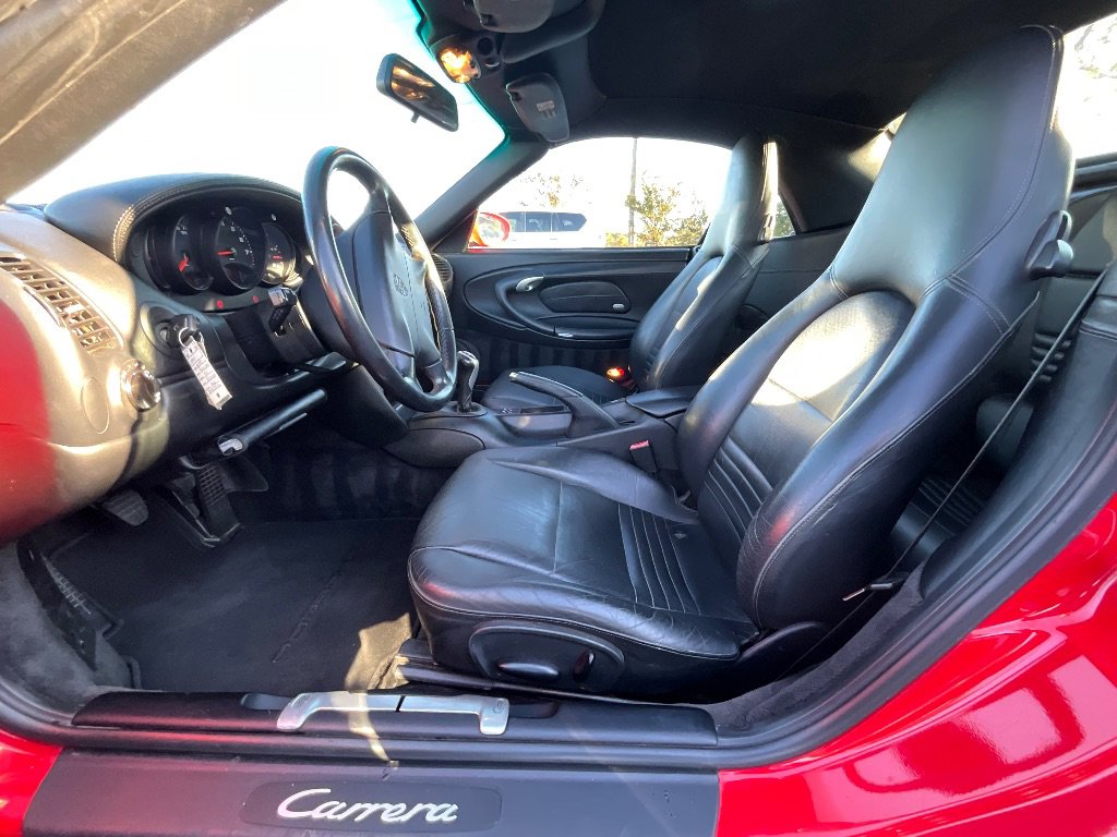 Used 2000 Porsche 911 Cabriolet image 13