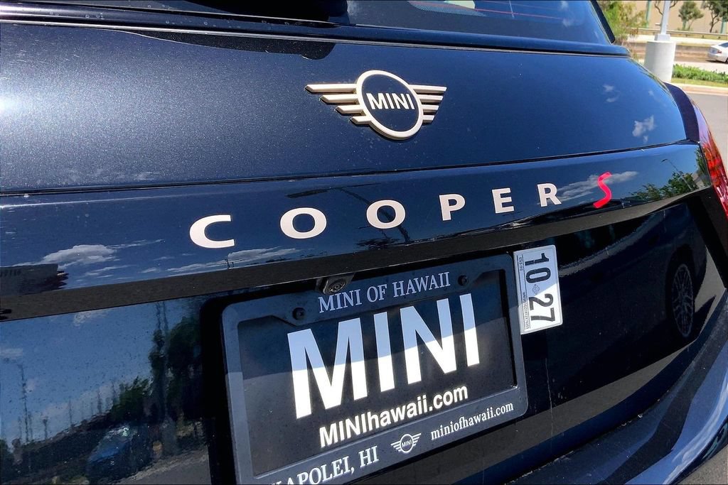 Certified 2026 MINI Cooper S FWD image 9