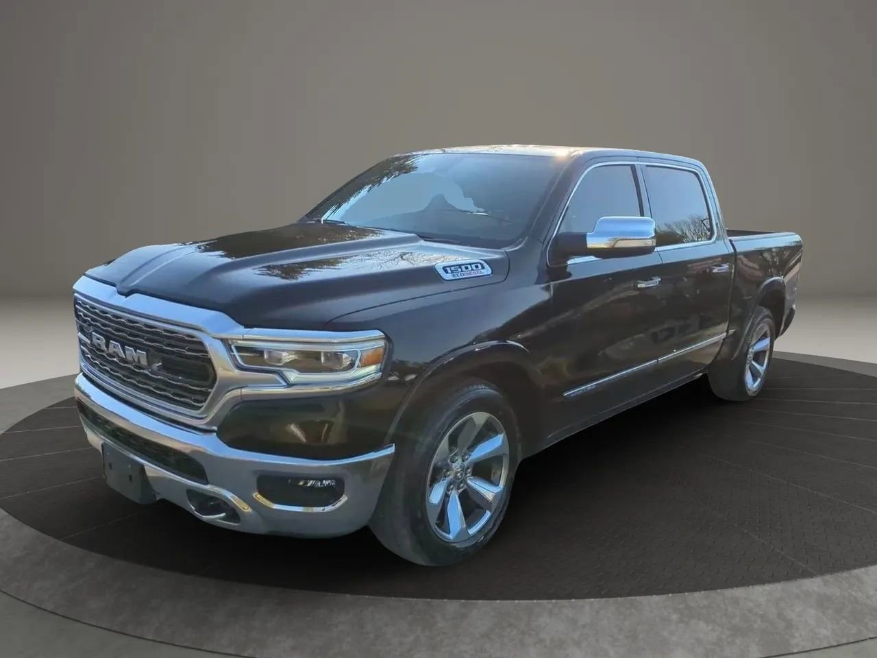 Used 2021 RAM 1500 Limited AWD/4WD image 2