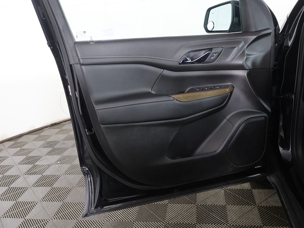 Used 2022 GMC Acadia SLE AWD/4WD image 20