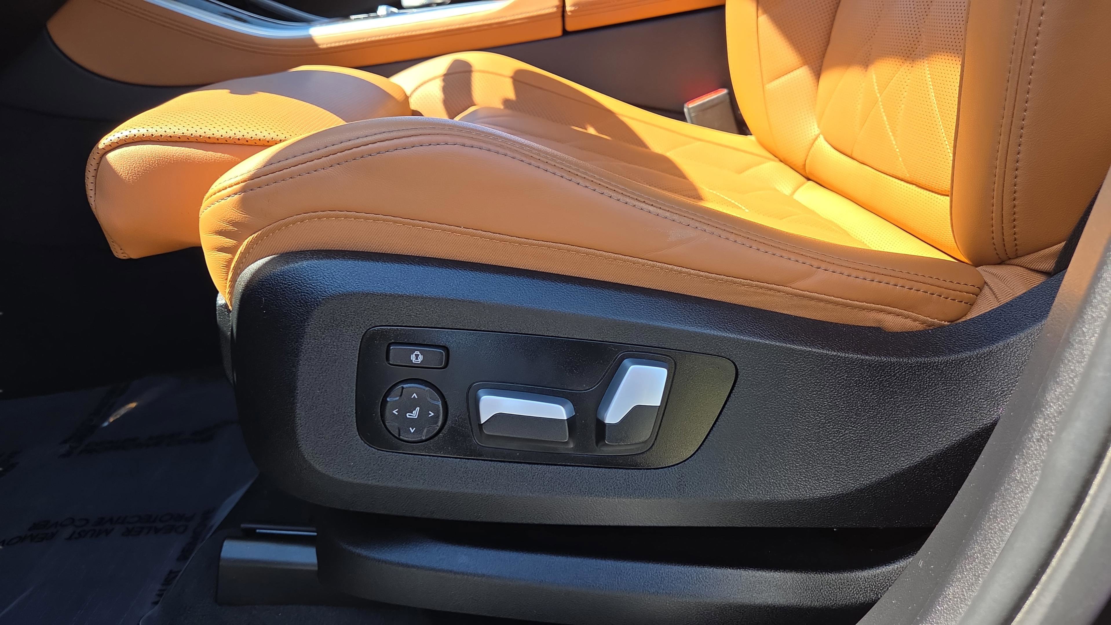 Certified 2024 BMW X5 xDrive40i w/ Premium Package image 11