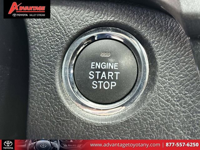 Used 2020 Toyota Sienna Limited Premium image 30