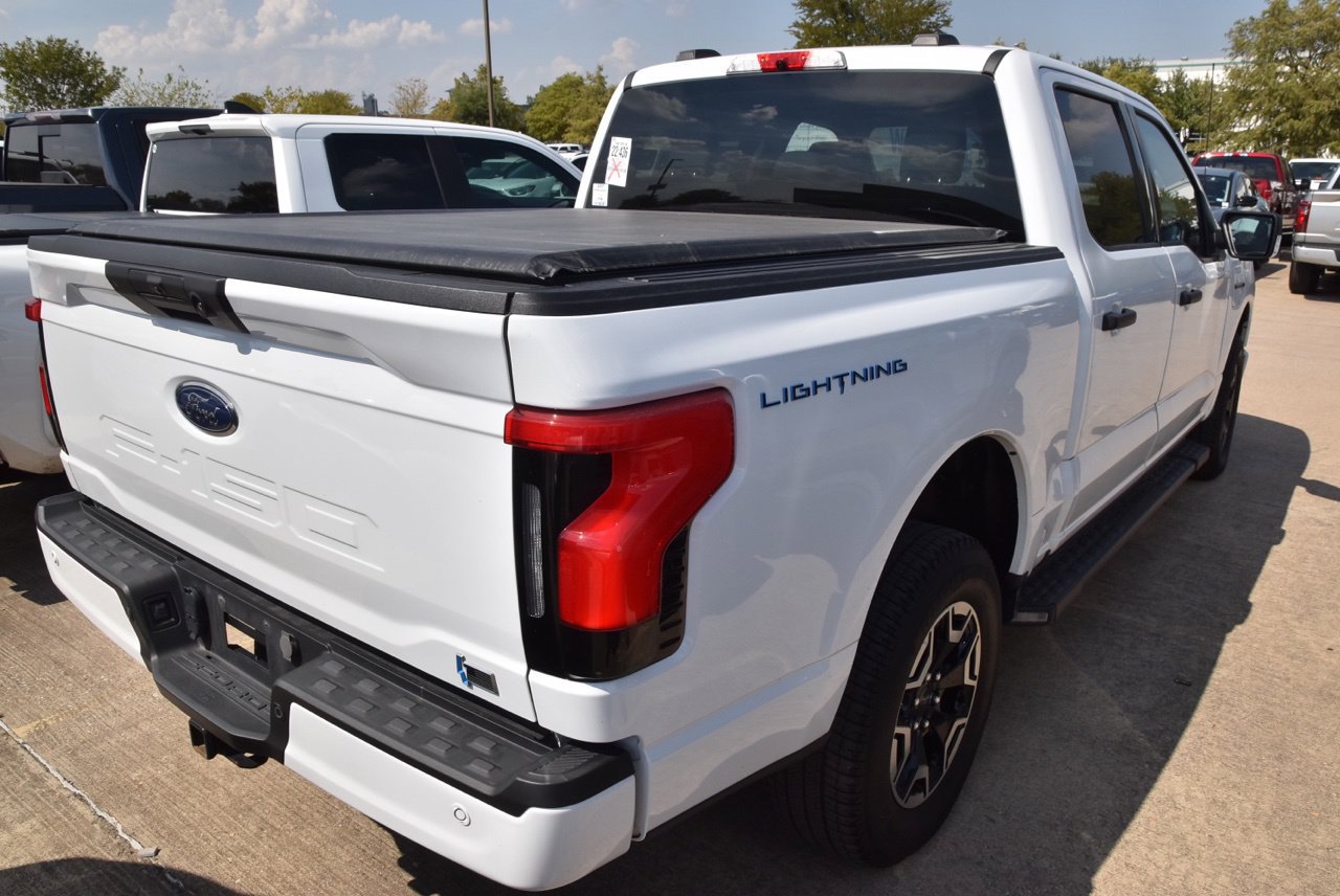 Certified 2023 Ford F150 Lightning XLT w/ Tow Technology Package AWD/4WD image 6