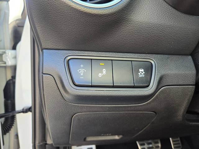 Used 2023 Kia Forte GT-Line w/ GT-Line Premium Package FWD image 17