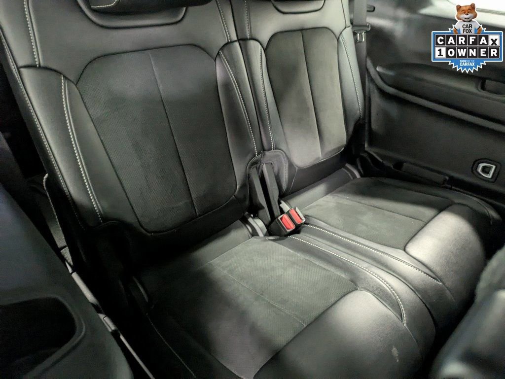 Used 2024 Jeep Grand Cherokee L Altitude image 28