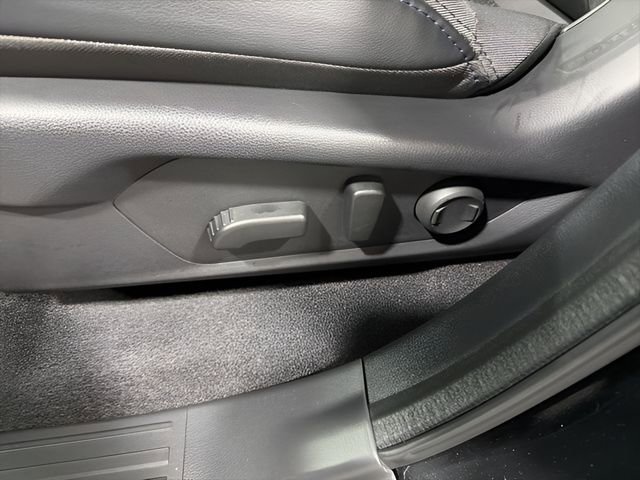 Used 2026 Subaru Forester Premium image 12