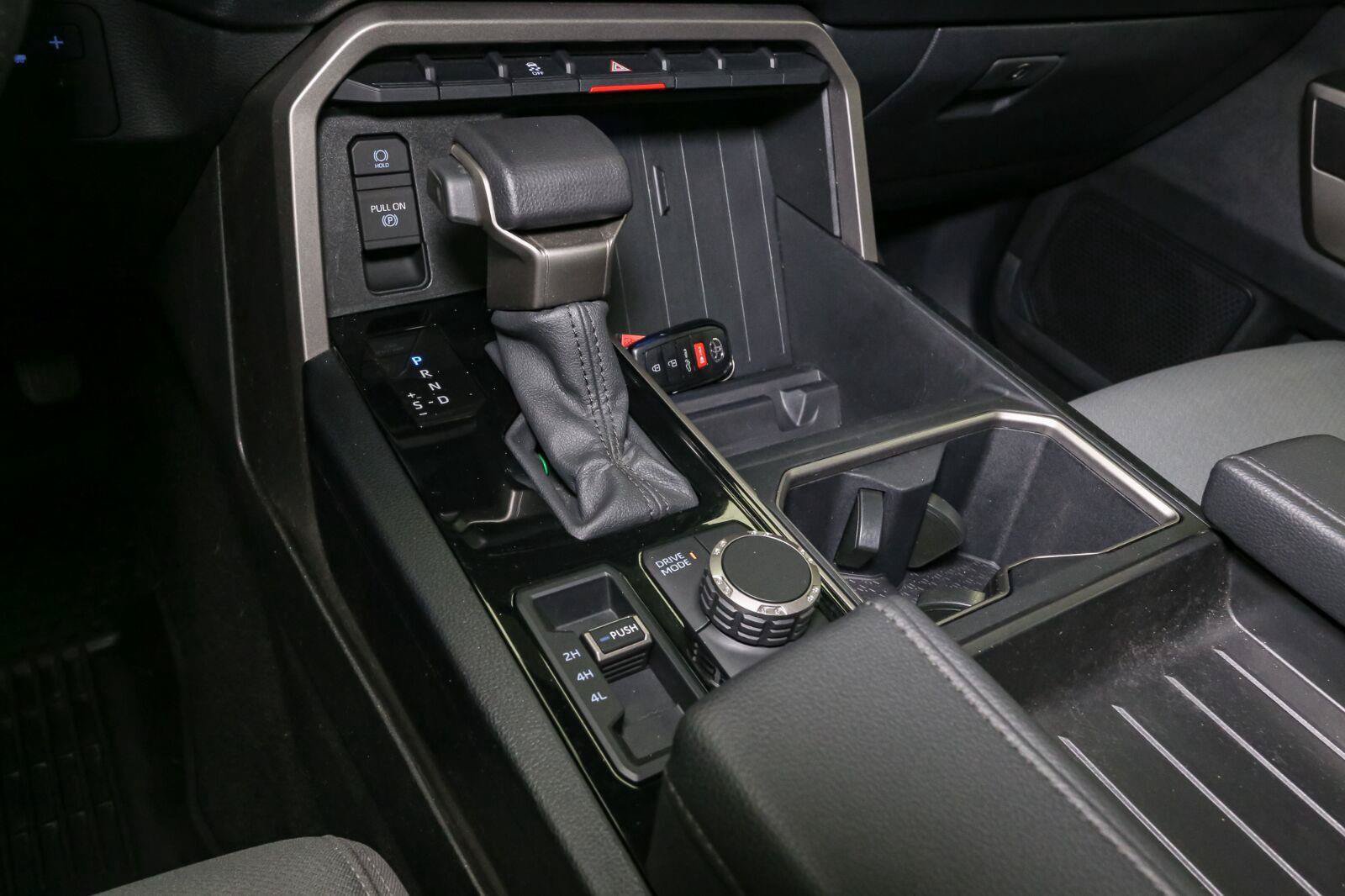 Used 2024 Toyota Tundra SR5 AWD/4WD image 29