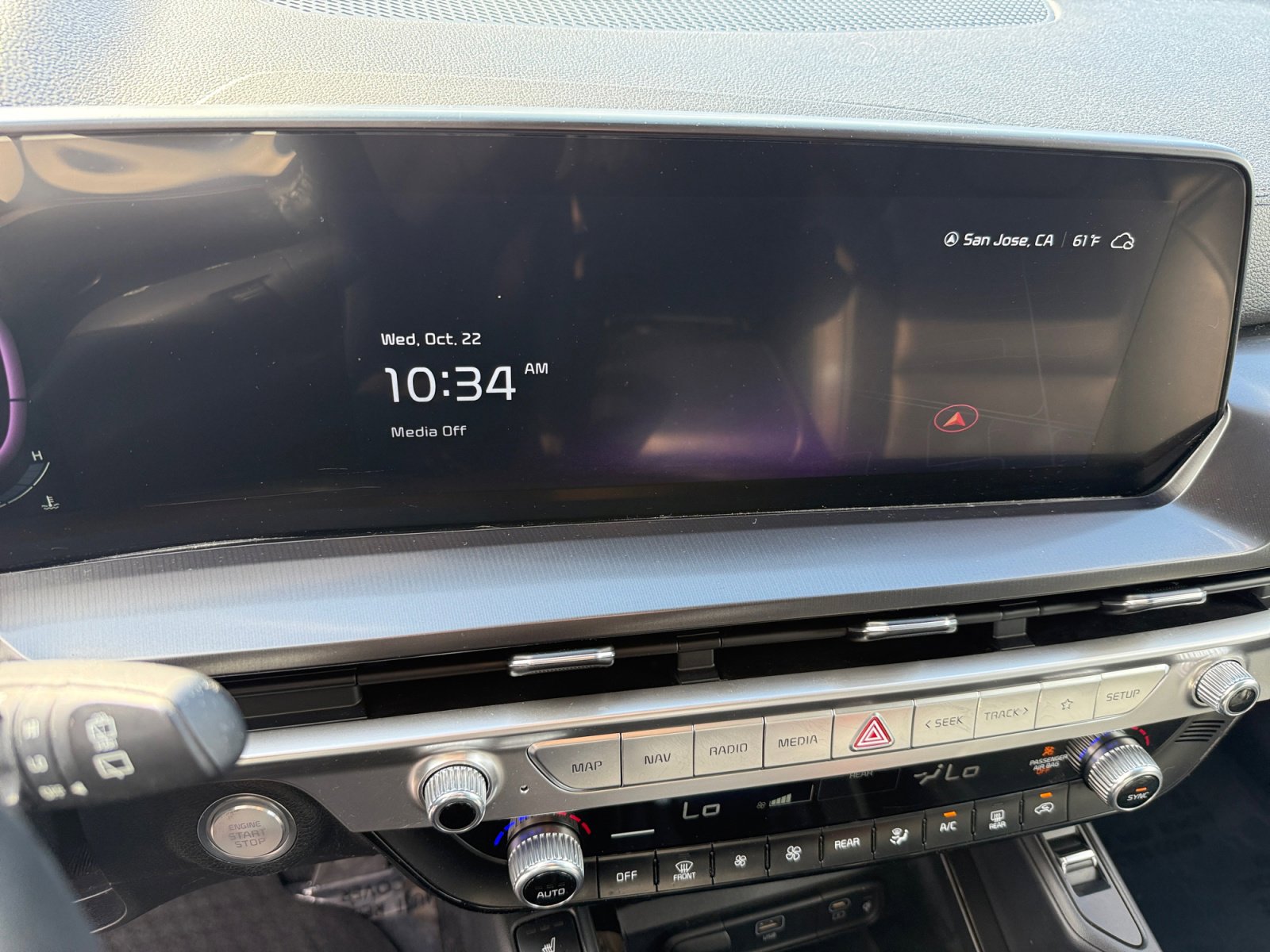 Used 2023 Kia Telluride S image 12