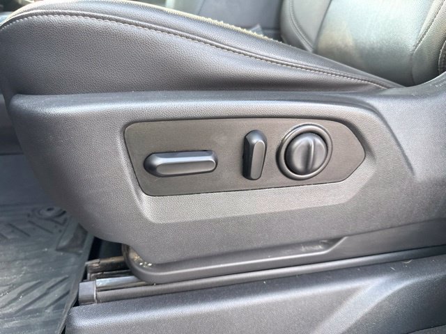 Used 2021 Chevrolet Silverado 1500 LT Trail Boss w/ Convenience Package II AWD/4WD image 19
