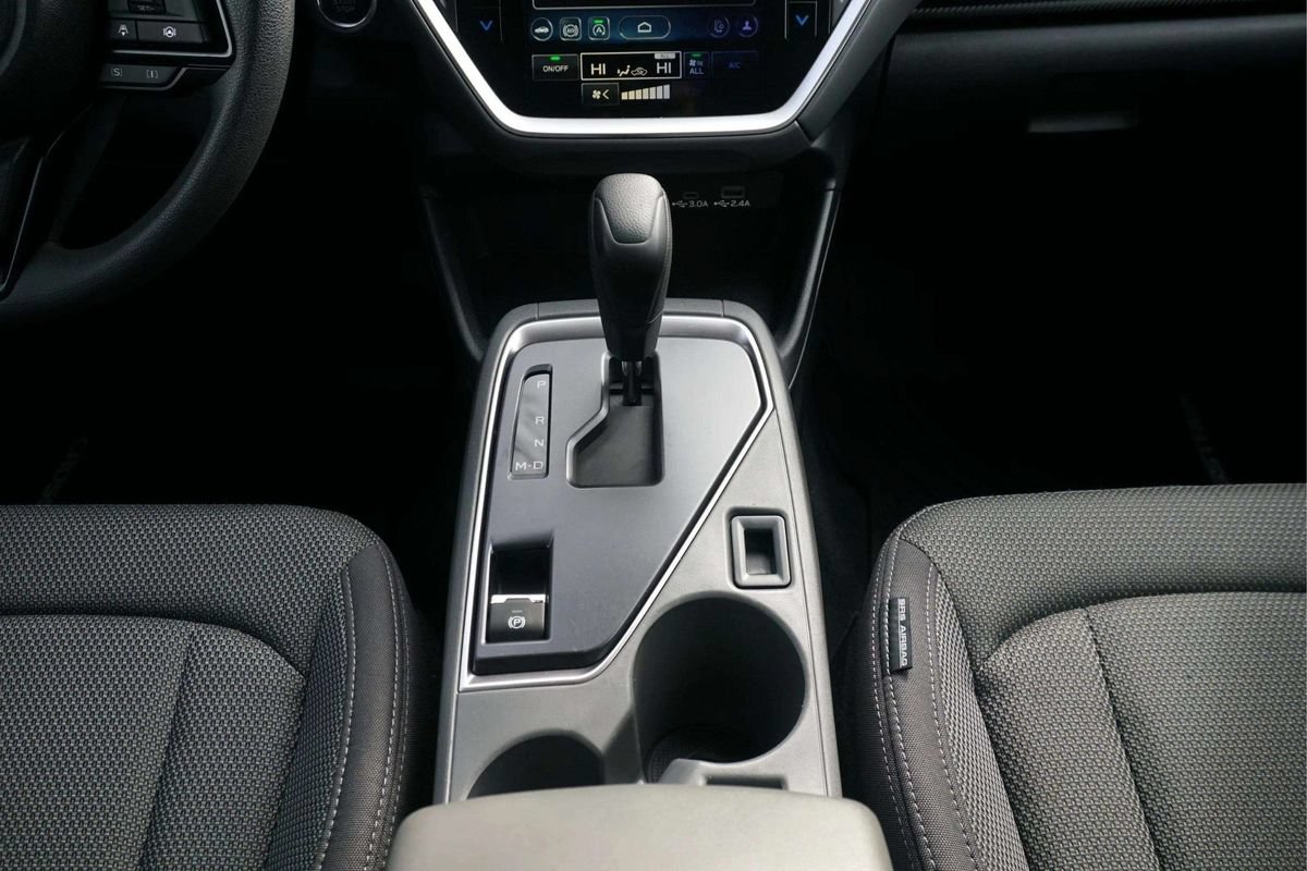 Used 2024 Subaru Crosstrek 2.0i Premium w/ Crosstrek Mirror Package AWD/4WD image 22