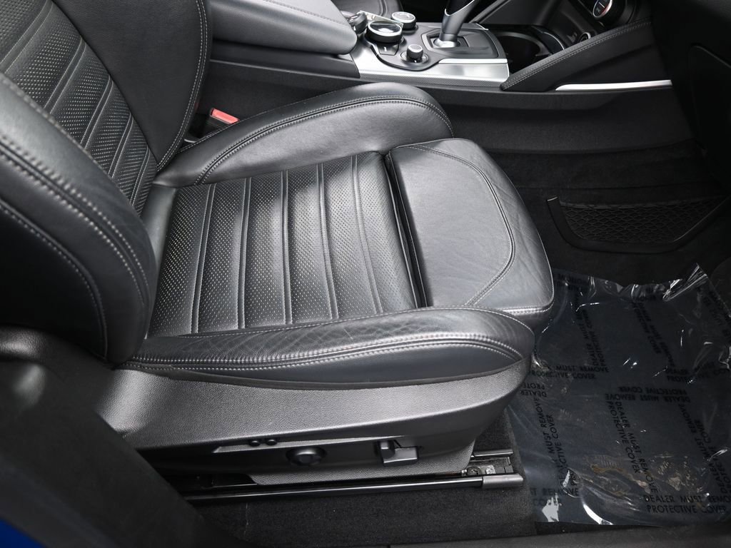 Used 2018 Alfa Romeo Stelvio Ti Sport image 45