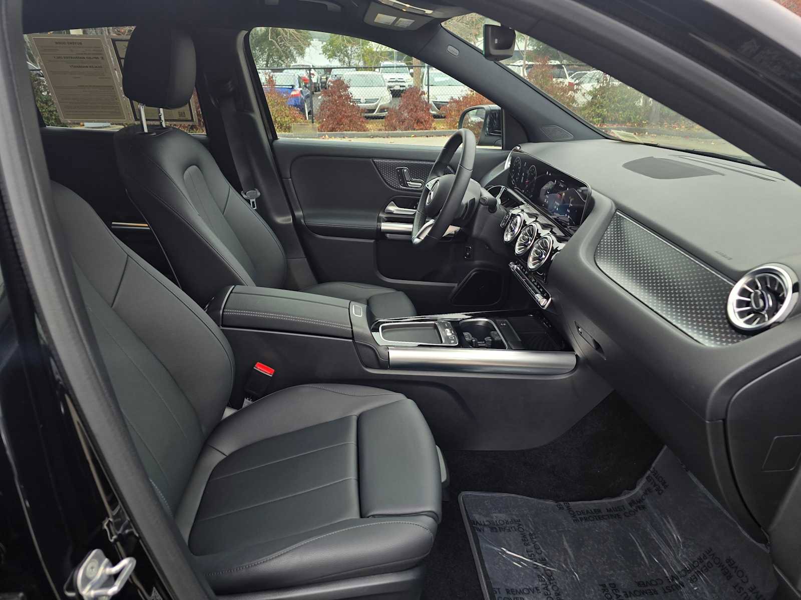 Used 2025 Mercedes-Benz GLA 250 image 12