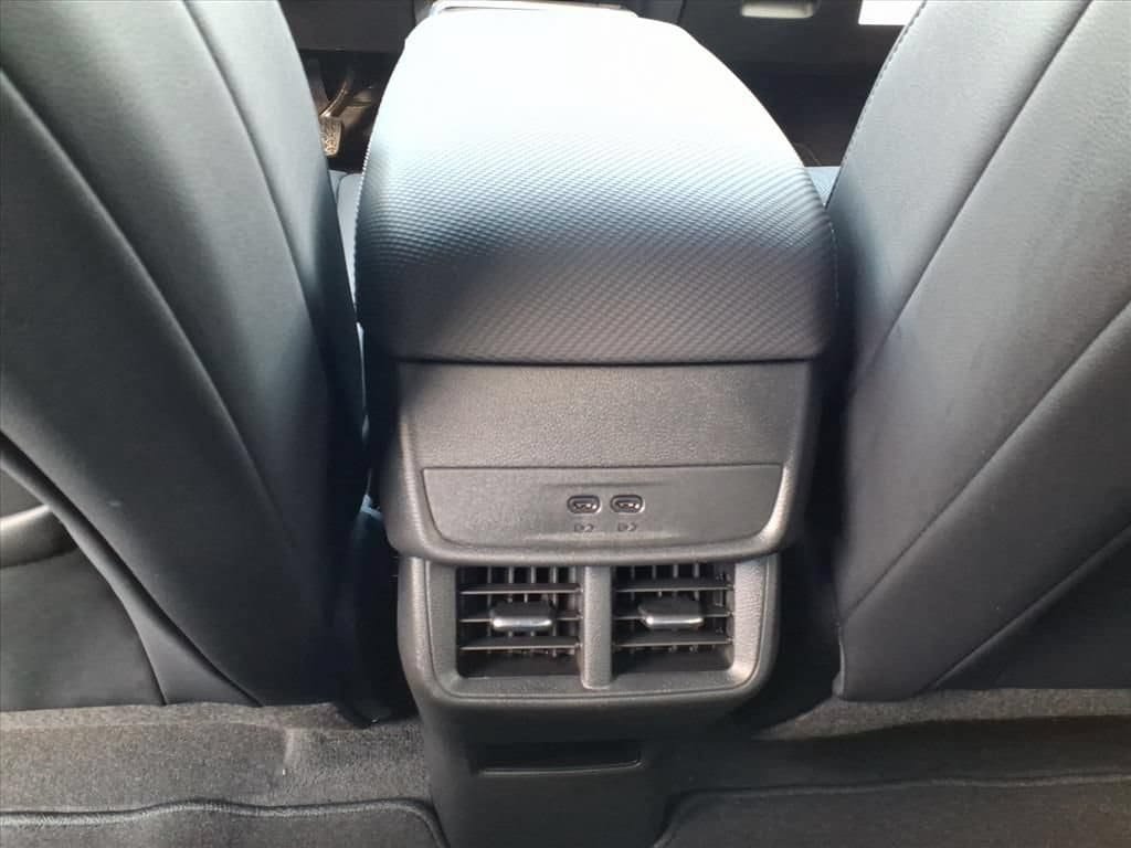 New 2027 Chevrolet Equinox LT w/ Convenience Package II FWD image 16