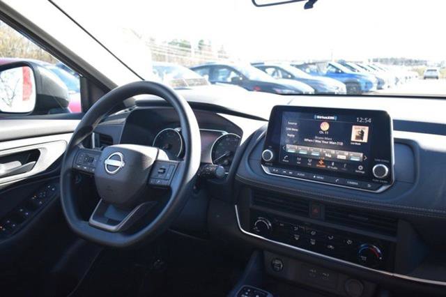 Certified 2025 Nissan Rogue S AWD/4WD image 29
